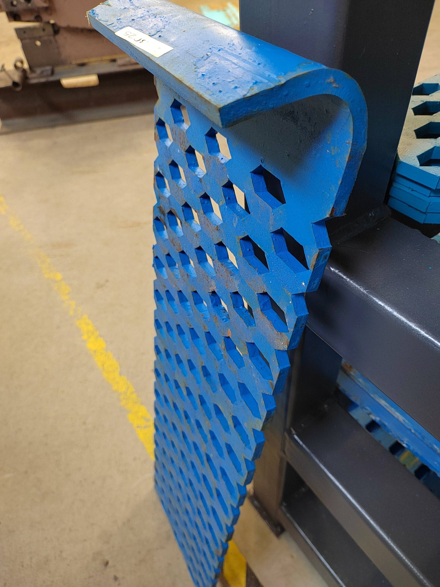 SHARQ P300 Kulmaverkkoterä 600HB